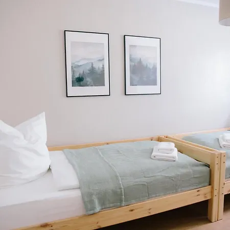 Stay-a-while I Emilio I Wlan アパート *