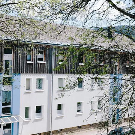 Stay-a-while I Emilio I Wlan アパート クロルト・オーバーヴィーゼンタール